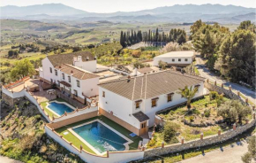 Beautiful home in Casarabonela with WiFi and 3 Bedrooms